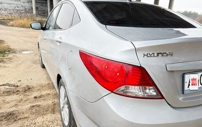 Hyundai Solaris II рестайлинг, 2013 год, 670 000 рублей, 1 фотография