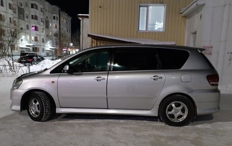 Toyota Ipsum II, 2001 год, 950 000 рублей, 5 фотография