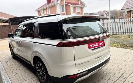 KIA Carnival, 2021 год, 4 500 000 рублей, 5 фотография