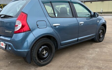 Renault Sandero I, 2013 год, 650 000 рублей, 4 фотография