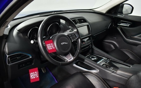 Jaguar F-Pace, 2018 год, 2 697 900 рублей, 9 фотография