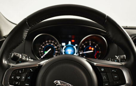 Jaguar F-Pace, 2018 год, 2 697 900 рублей, 15 фотография