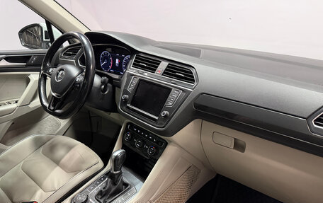 Volkswagen Tiguan II, 2017 год, 2 867 000 рублей, 8 фотография