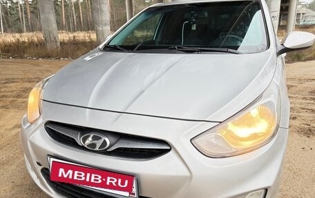 Hyundai Solaris II рестайлинг, 2013 год, 670 000 рублей, 9 фотография