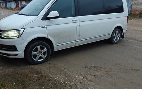 Volkswagen Caravelle T6 рестайлинг, 2019 год, 3 550 000 рублей, 2 фотография