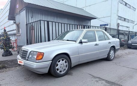 Mercedes-Benz E-Класс, 1995 год, 850 000 рублей, 2 фотография