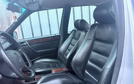 Mercedes-Benz E-Класс, 1995 год, 850 000 рублей, 13 фотография