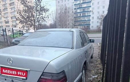 Mercedes-Benz E-Класс, 1995 год, 850 000 рублей, 7 фотография