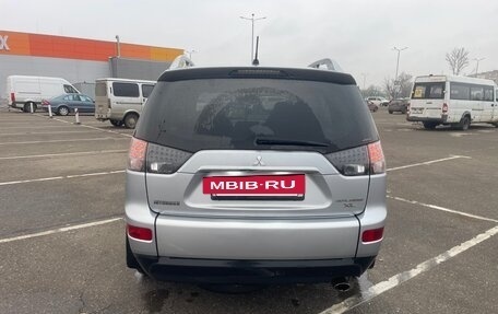 Mitsubishi Outlander III рестайлинг 3, 2008 год, 1 100 000 рублей, 4 фотография