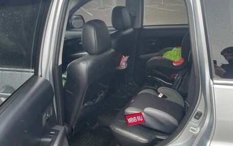 Mitsubishi Outlander III рестайлинг 3, 2008 год, 1 100 000 рублей, 9 фотография