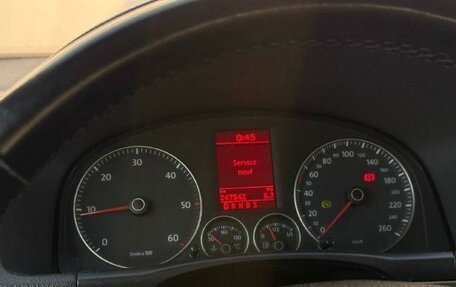 Volkswagen Touran III, 2009 год, 800 000 рублей, 12 фотография