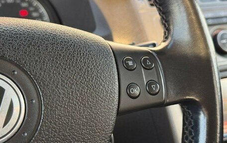 Volkswagen Touran III, 2009 год, 800 000 рублей, 16 фотография