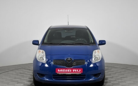 Toyota Yaris III рестайлинг, 2006 год, 370 000 рублей, 2 фотография