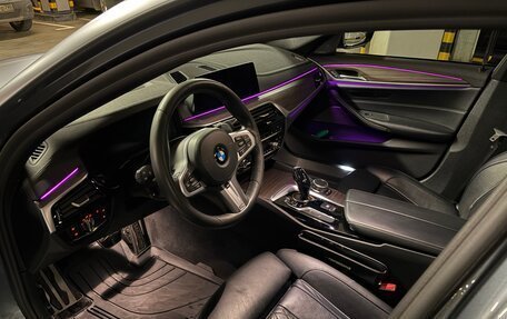 BMW 5 серия, 2019 год, 5 100 000 рублей, 6 фотография