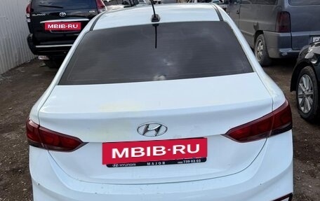 Hyundai Solaris II рестайлинг, 2017 год, 830 000 рублей, 2 фотография