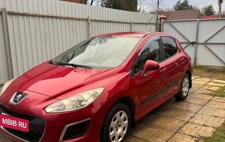 Peugeot 308 II, 2011 год, 450 000 рублей, 2 фотография