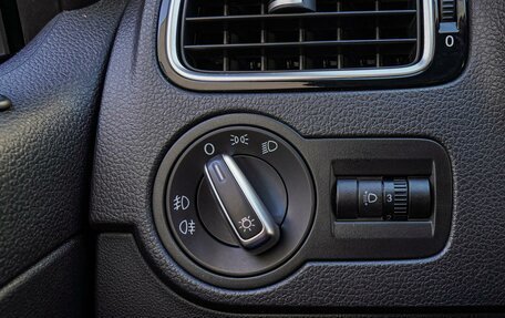 Volkswagen Polo VI (EU Market), 2017 год, 1 280 000 рублей, 14 фотография