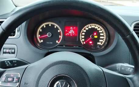 Volkswagen Polo VI (EU Market), 2013 год, 700 000 рублей, 20 фотография