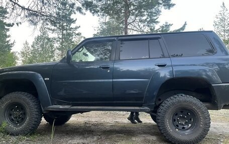 Nissan Patrol, 2004 год, 2 300 000 рублей, 4 фотография