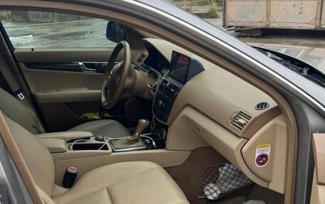 Mercedes-Benz C-Класс, 2007 год, 820 000 рублей, 3 фотография