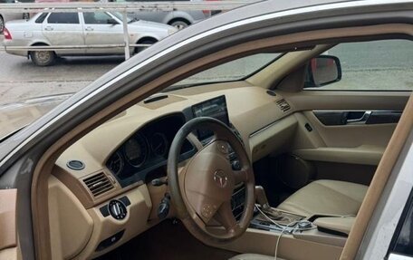 Mercedes-Benz C-Класс, 2007 год, 820 000 рублей, 5 фотография