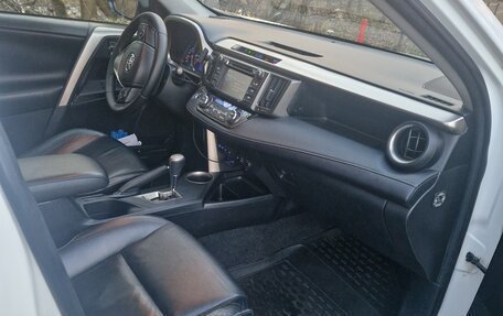 Toyota RAV4, 2013 год, 2 500 000 рублей, 12 фотография