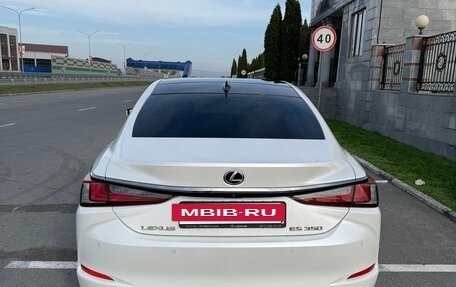 Lexus ES VII, 2019 год, 5 000 000 рублей, 15 фотография