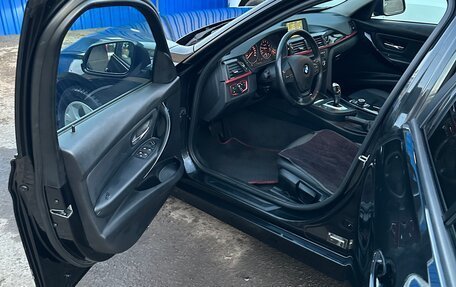 BMW 3 серия, 2013 год, 1 459 000 рублей, 15 фотография