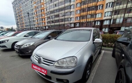 Volkswagen Golf V, 2005 год, 650 000 рублей, 2 фотография