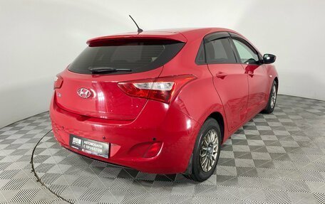 Hyundai i30 II рестайлинг, 2013 год, 977 000 рублей, 5 фотография