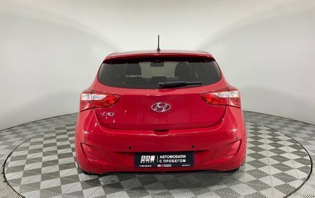 Hyundai i30 II рестайлинг, 2013 год, 977 000 рублей, 6 фотография