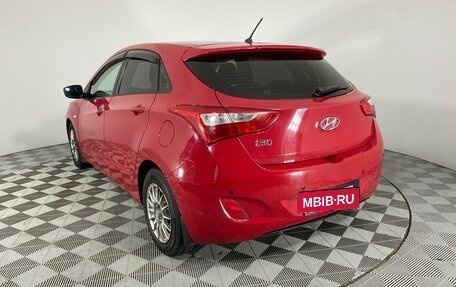 Hyundai i30 II рестайлинг, 2013 год, 977 000 рублей, 7 фотография