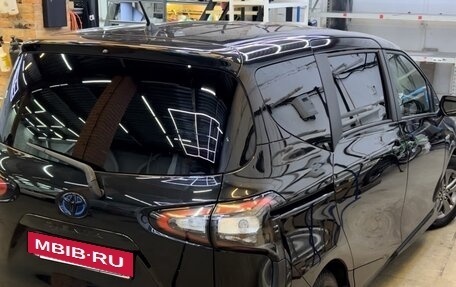 Toyota Sienta II, 2017 год, 1 260 000 рублей, 12 фотография