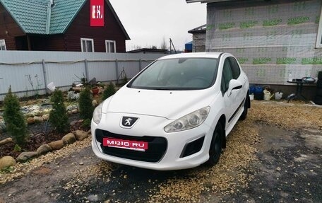 Peugeot 308 II, 2011 год, 400 000 рублей, 14 фотография