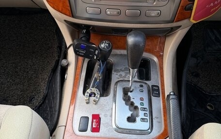 Toyota Land Cruiser 100 рестайлинг 2, 2002 год, 2 200 000 рублей, 12 фотография