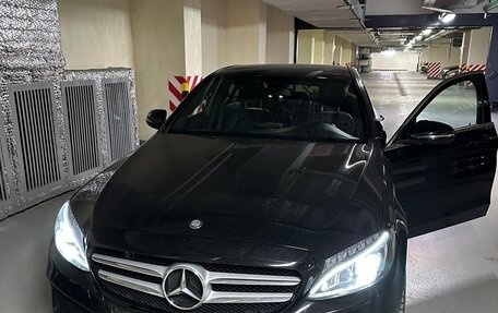 Mercedes-Benz C-Класс, 2016 год, 2 400 000 рублей, 1 фотография