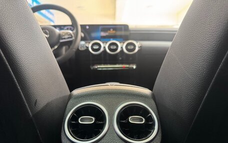 Mercedes-Benz A-Класс, 2021 год, 2 260 000 рублей, 15 фотография