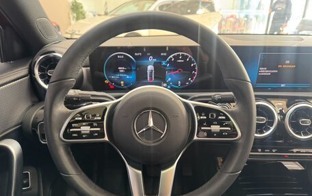 Mercedes-Benz A-Класс, 2021 год, 2 260 000 рублей, 11 фотография