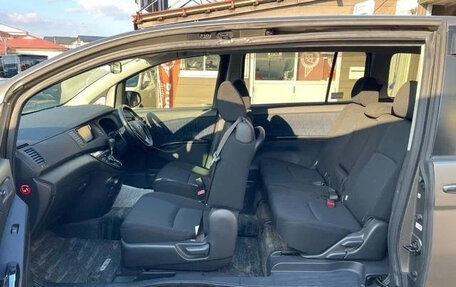 Toyota ISis I, 2015 год, 1 142 027 рублей, 5 фотография