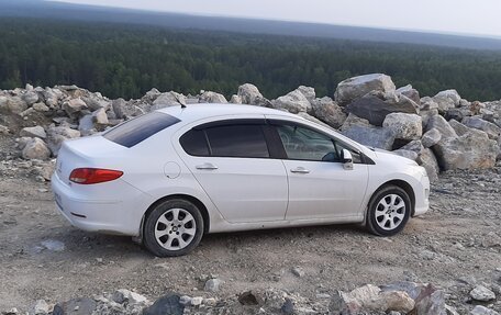 Peugeot 408 I рестайлинг, 2012 год, 500 000 рублей, 2 фотография