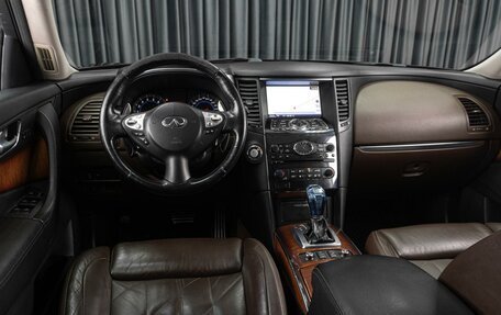 Infiniti FX II, 2010 год, 1 814 000 рублей, 6 фотография