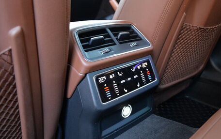 Audi A6, 2019 год, 3 380 000 рублей, 28 фотография