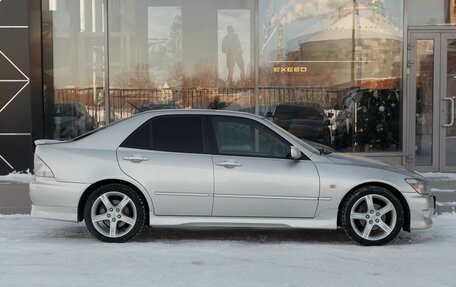 Toyota Altezza, 2002 год, 900 000 рублей, 4 фотография