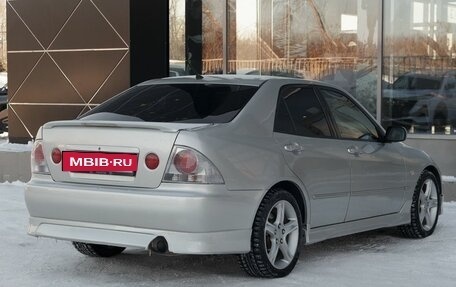 Toyota Altezza, 2002 год, 900 000 рублей, 5 фотография