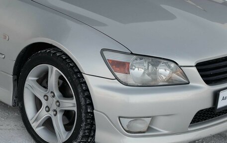 Toyota Altezza, 2002 год, 900 000 рублей, 10 фотография