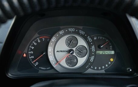 Toyota Altezza, 2002 год, 900 000 рублей, 15 фотография