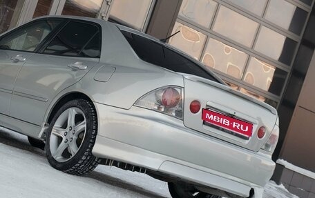 Toyota Altezza, 2002 год, 900 000 рублей, 11 фотография