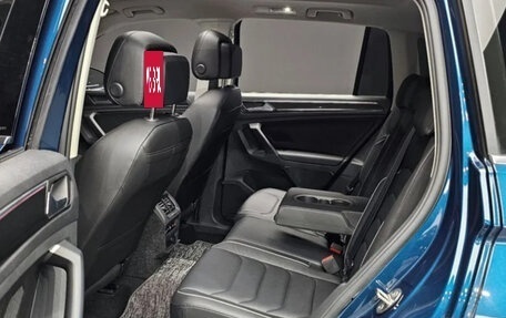 Volkswagen Tiguan II, 2022 год, 3 900 000 рублей, 14 фотография