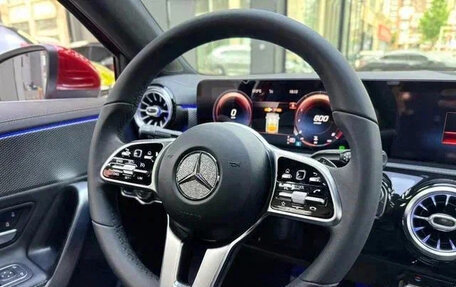 Mercedes-Benz A-Класс, 2022 год, 1 610 000 рублей, 6 фотография