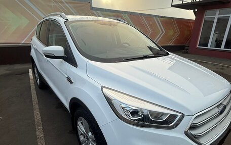 Ford Kuga III, 2017 год, 2 050 000 рублей, 2 фотография